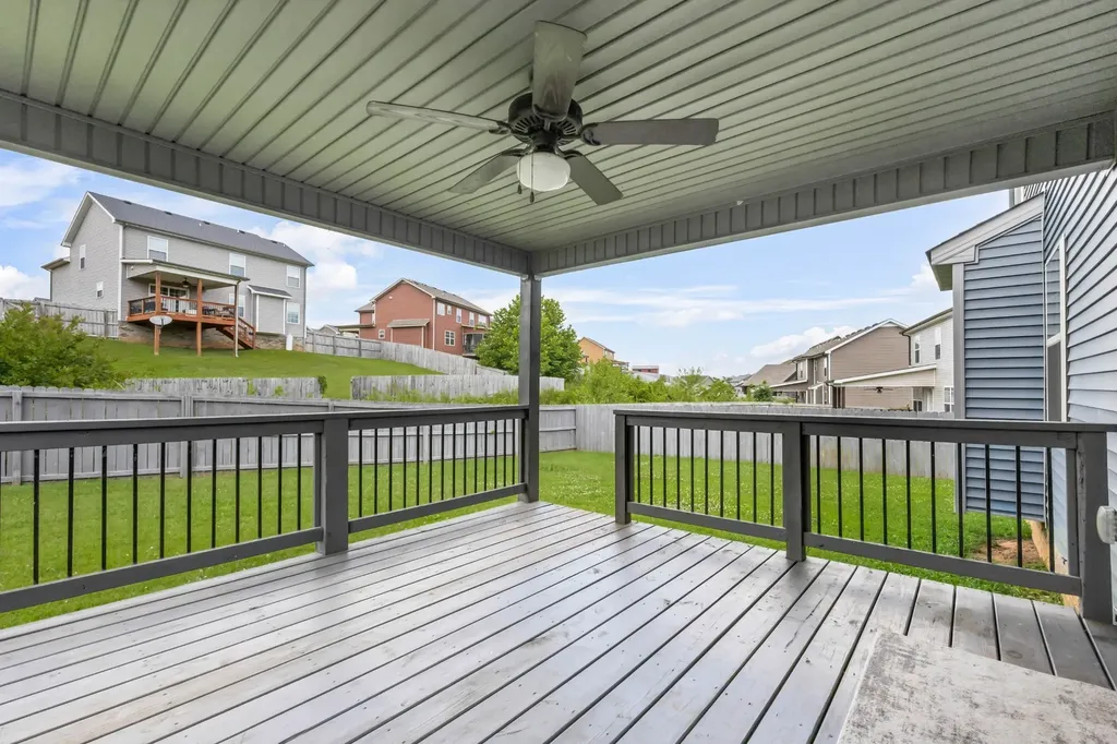 843 Crestone Lane Clarksville TN 37042