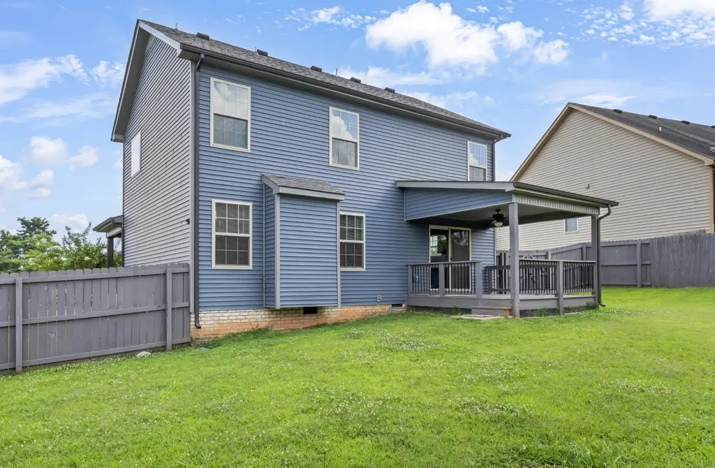 843 Crestone Lane Clarksville TN 37042
