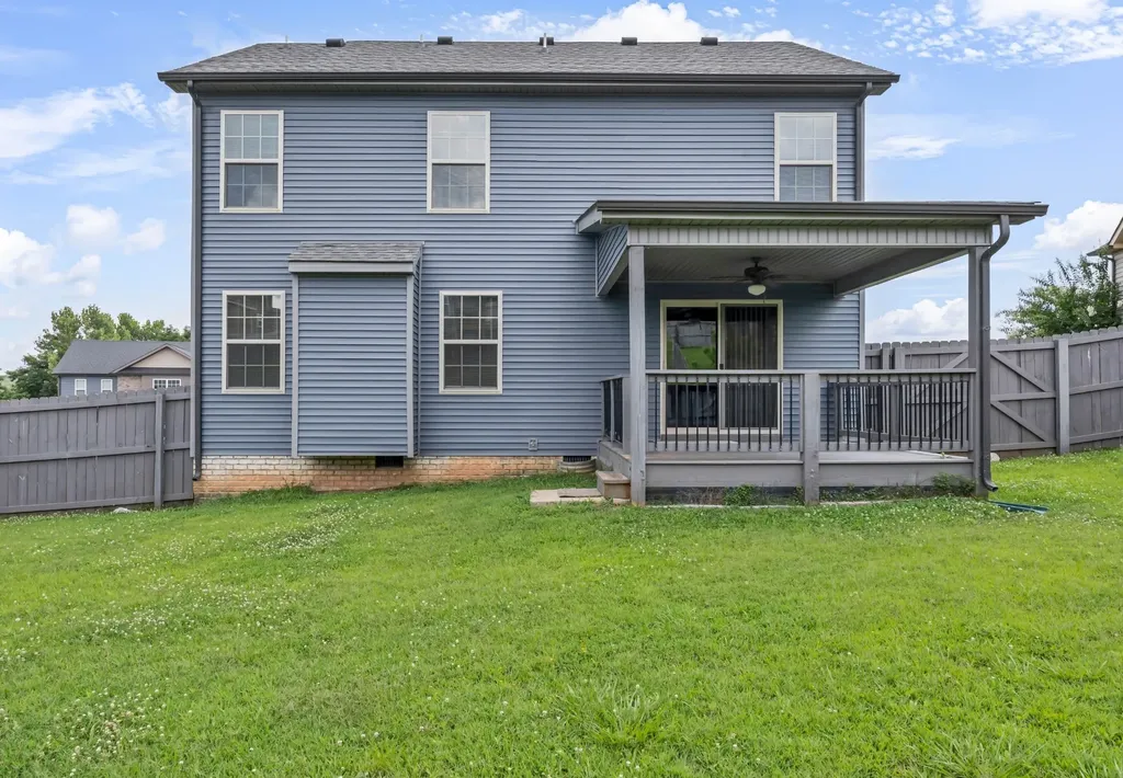 843 Crestone Lane Clarksville TN 37042
