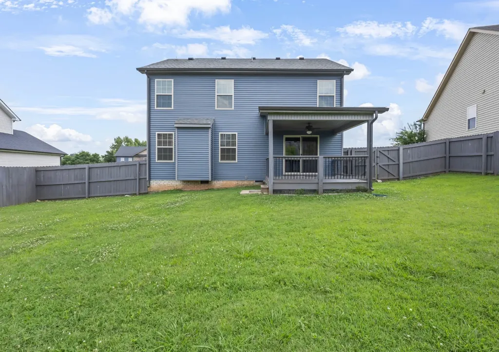 843 Crestone Lane Clarksville TN 37042