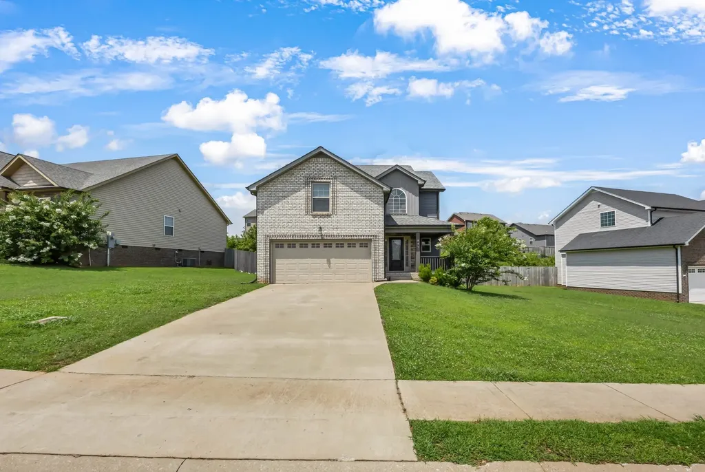 843 Crestone Lane Clarksville TN 37042