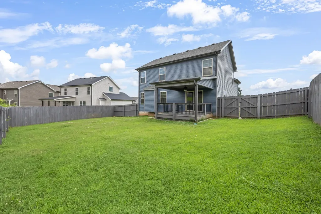 843 Crestone Lane Clarksville TN 37042