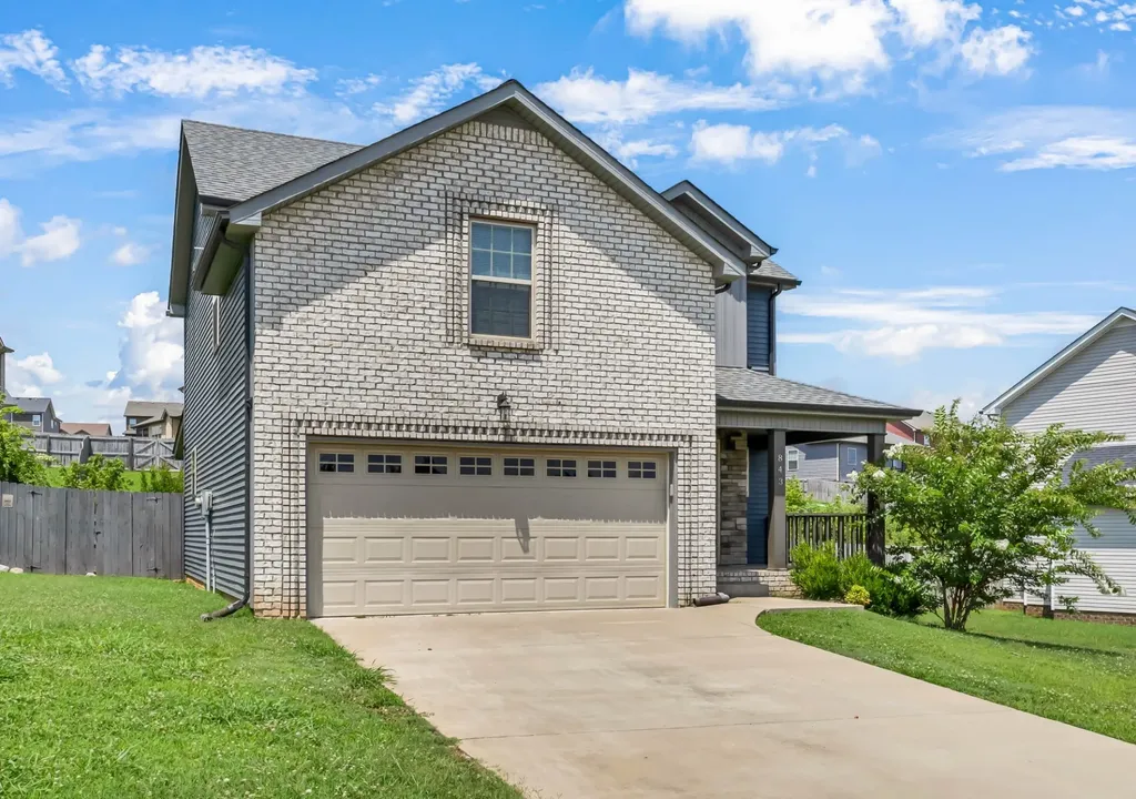 843 Crestone Lane Clarksville TN 37042