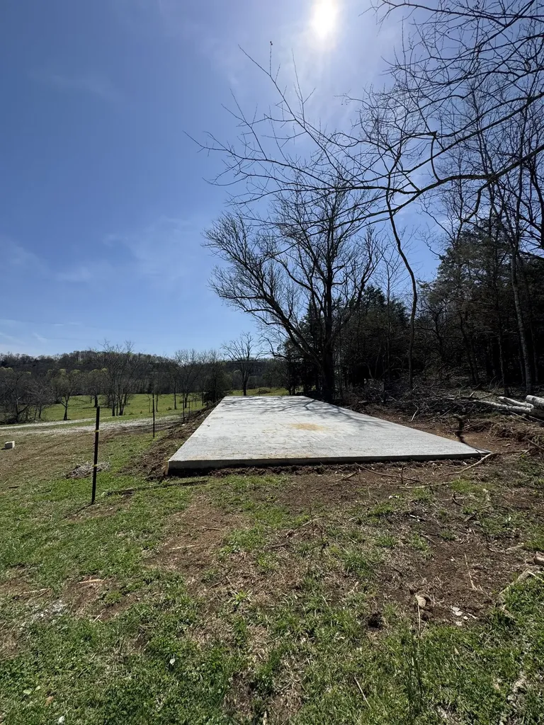 290 Gladdice Road Pleasant Shade TN 37145