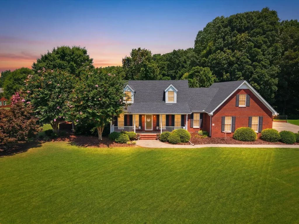 4 Derby Drive Fayetteville TN 37334