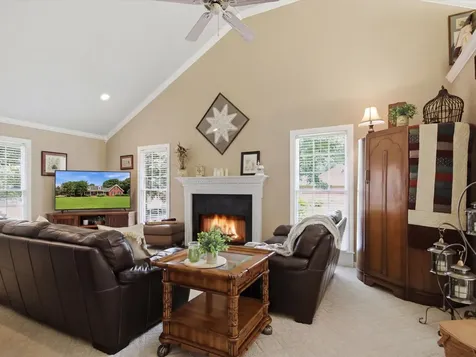 4 Derby Drive Fayetteville TN 37334