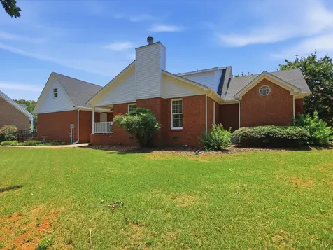 4 Derby Drive Fayetteville TN 37334