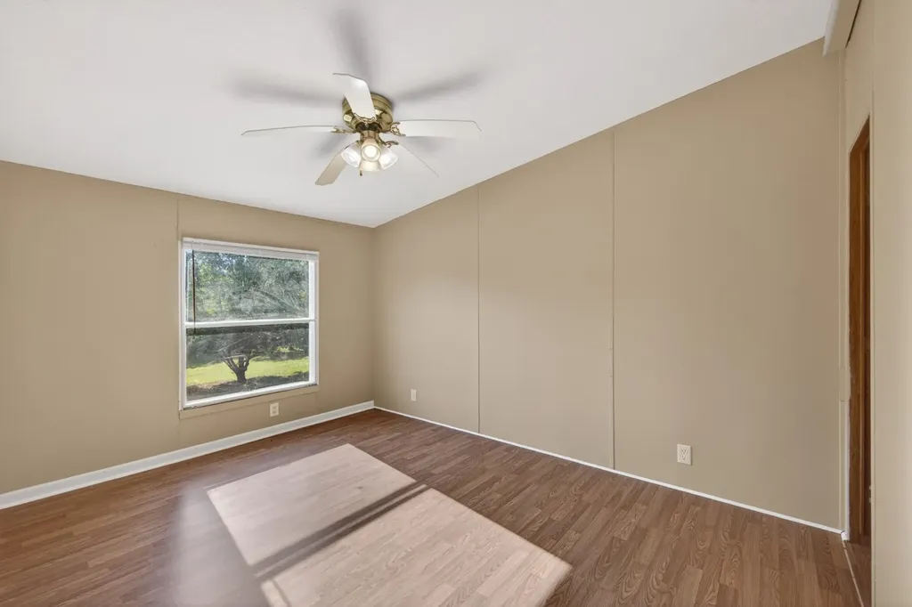 716 Canaan Road Columbia TN 38401