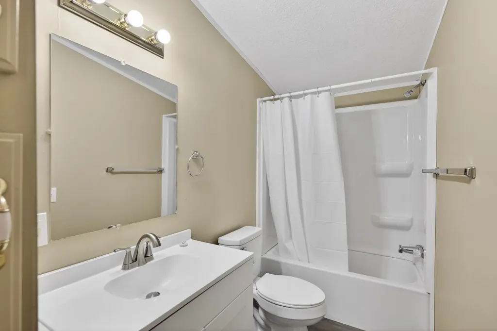 716 Canaan Road Columbia TN 38401