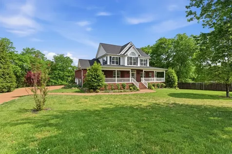 1013 Cabriolet Court Gallatin TN 37066