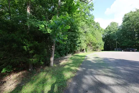 21 Holcomb Circle Kingston Springs TN 37082