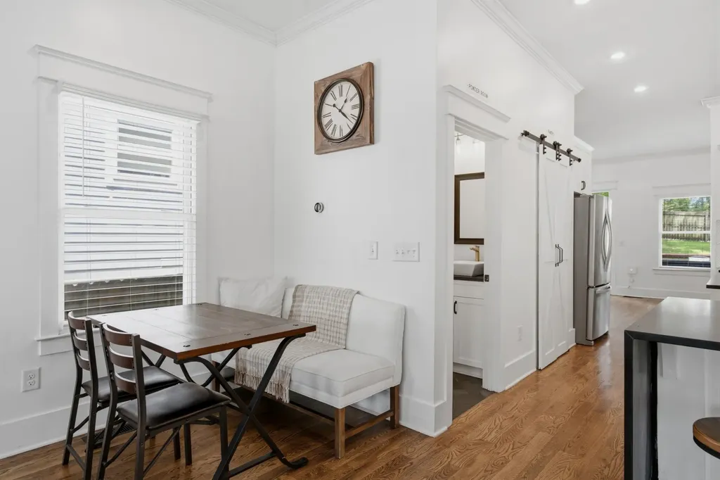 1211B Montgomery Avenue Nashville TN 37207