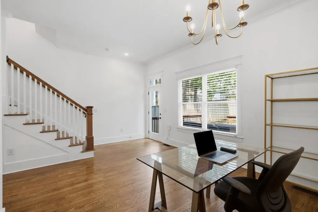 1211B Montgomery Avenue Nashville TN 37207