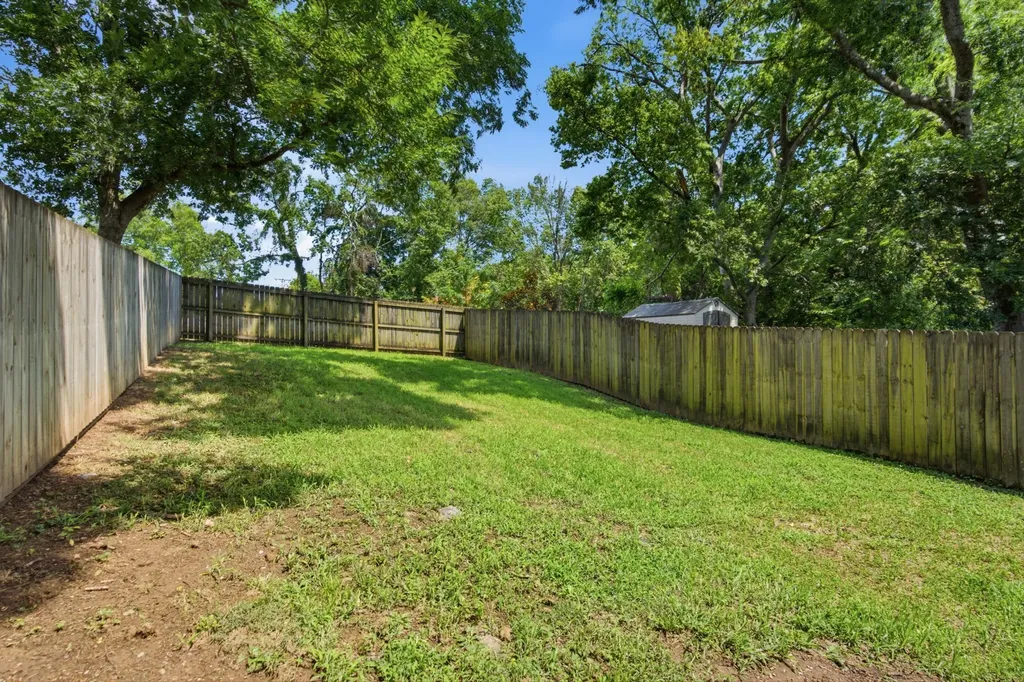 1211B Montgomery Avenue Nashville TN 37207