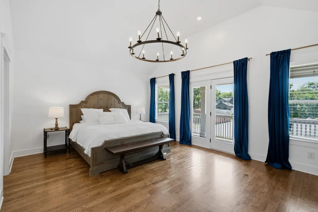 1211B Montgomery Avenue Nashville TN 37207