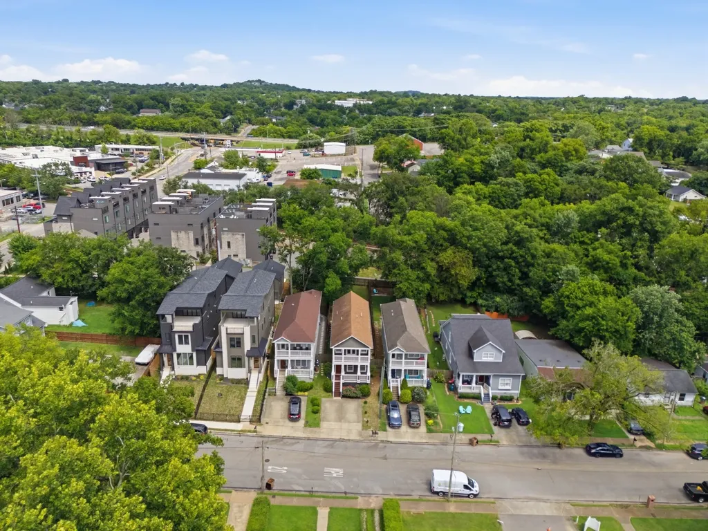 1211B Montgomery Avenue Nashville TN 37207
