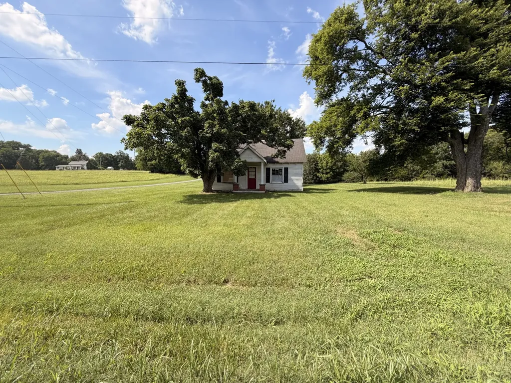 3905 Asbury Road Murfreesboro TN 37129