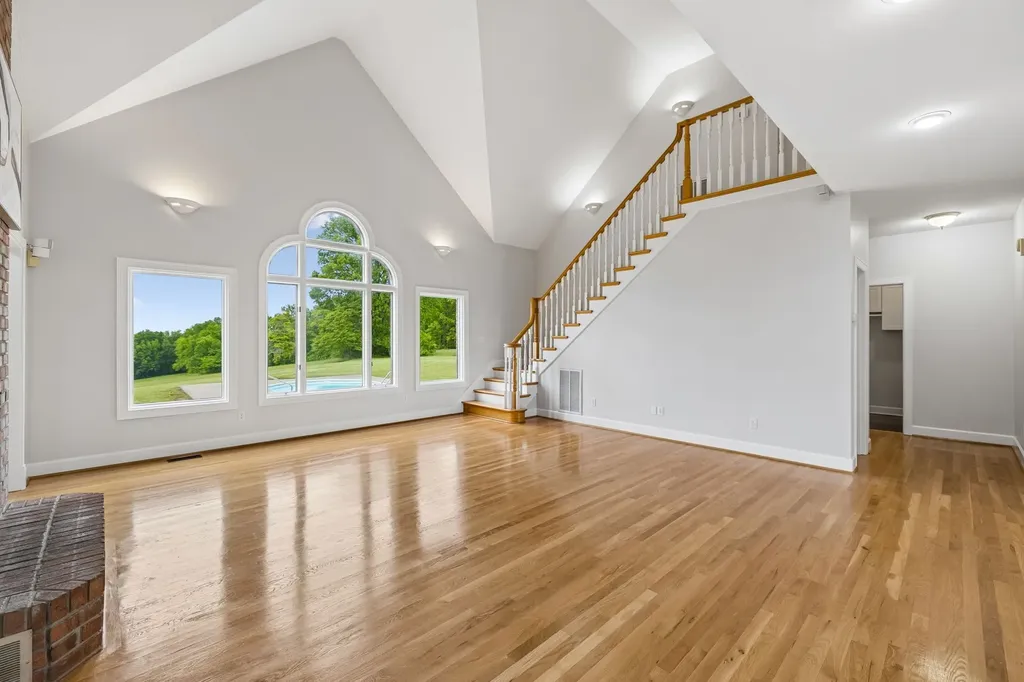 314 Fairview Road Dickson TN 37055