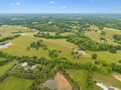 314 Fairview Road Dickson TN 37055