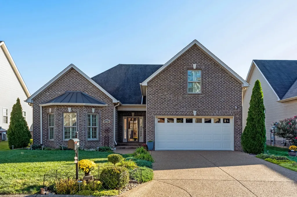1067 Golf View Way Spring Hill TN 37174