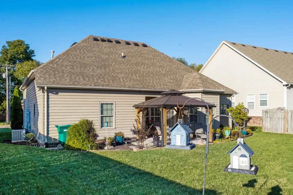 1067 Golf View Way Spring Hill TN 37174