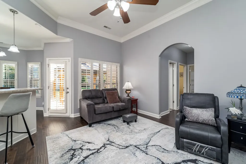 1067 Golf View Way Spring Hill TN 37174