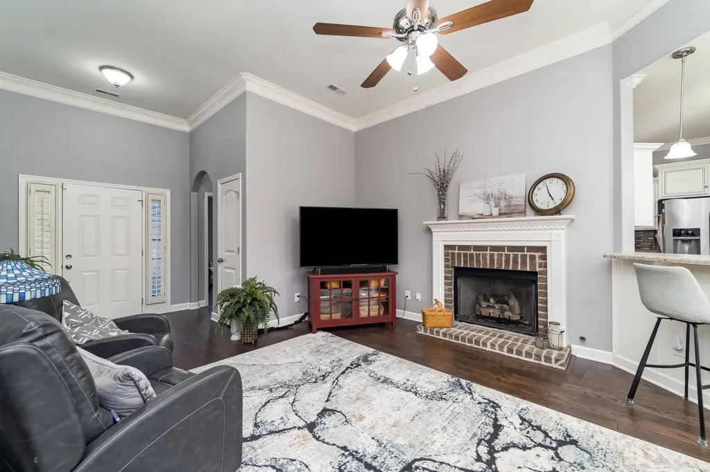 1067 Golf View Way Spring Hill TN 37174