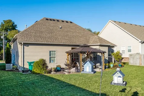 1067 Golf View Way Spring Hill TN 37174