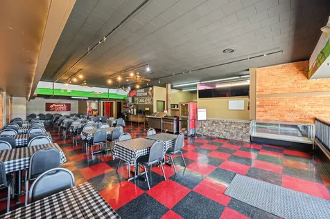 37 Broadway Street Mc Kenzie TN 38201
