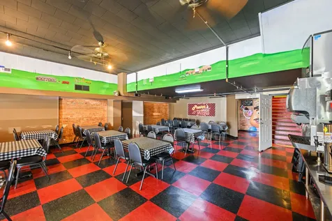 37 Broadway Street Mc Kenzie TN 38201