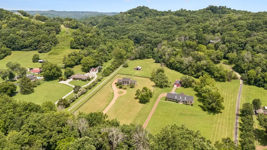 5402 Brick Church Pike Goodlettsville TN 37072