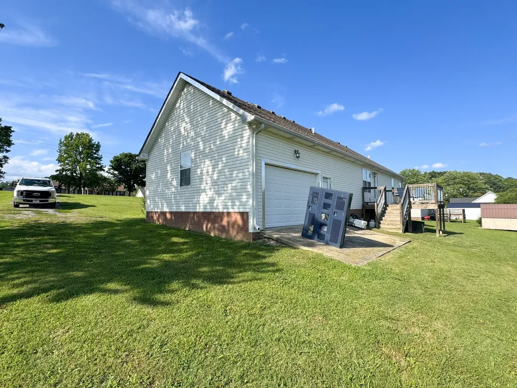 185 Ridgecrest Road Hartsville TN 37074