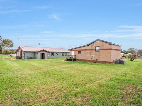 4921 Highway 48, N Nunnelly TN 37137
