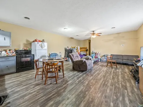 4921 Highway 48, N Nunnelly TN 37137