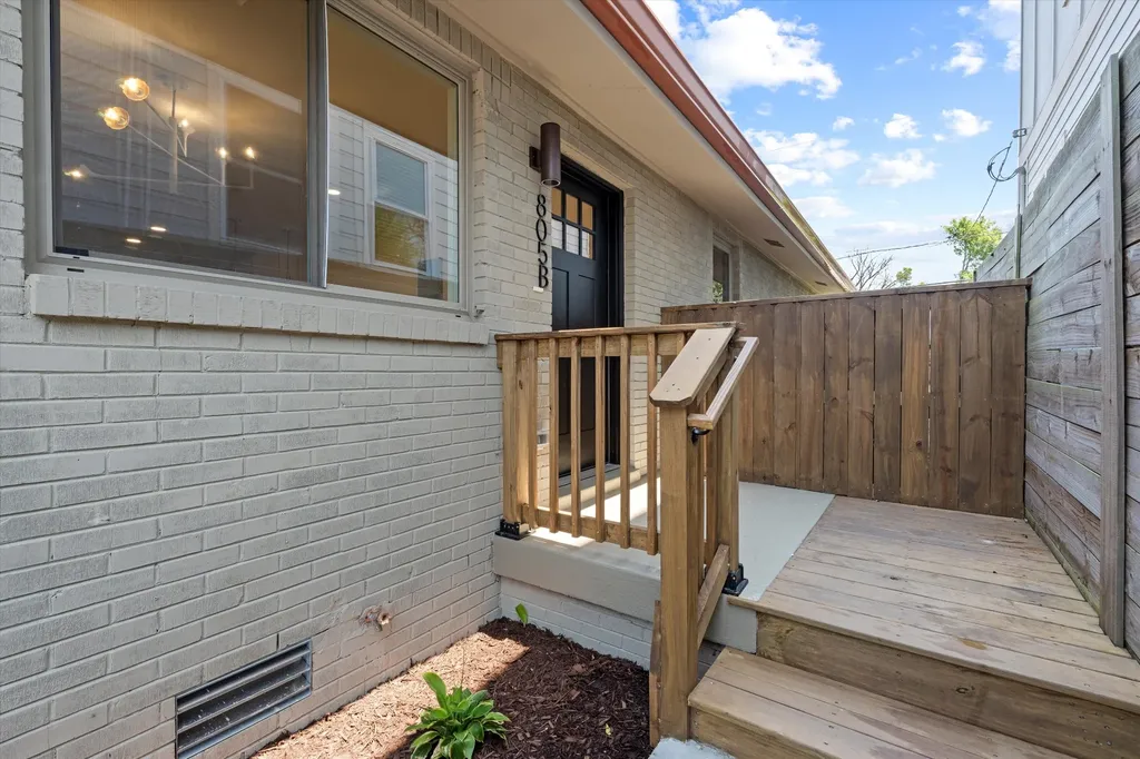 805 25th Ave, N Nashville TN 37208