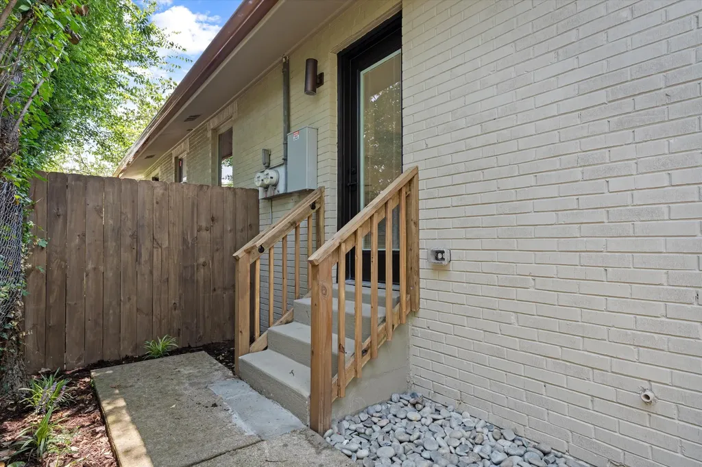 805 25th Ave, N Nashville TN 37208