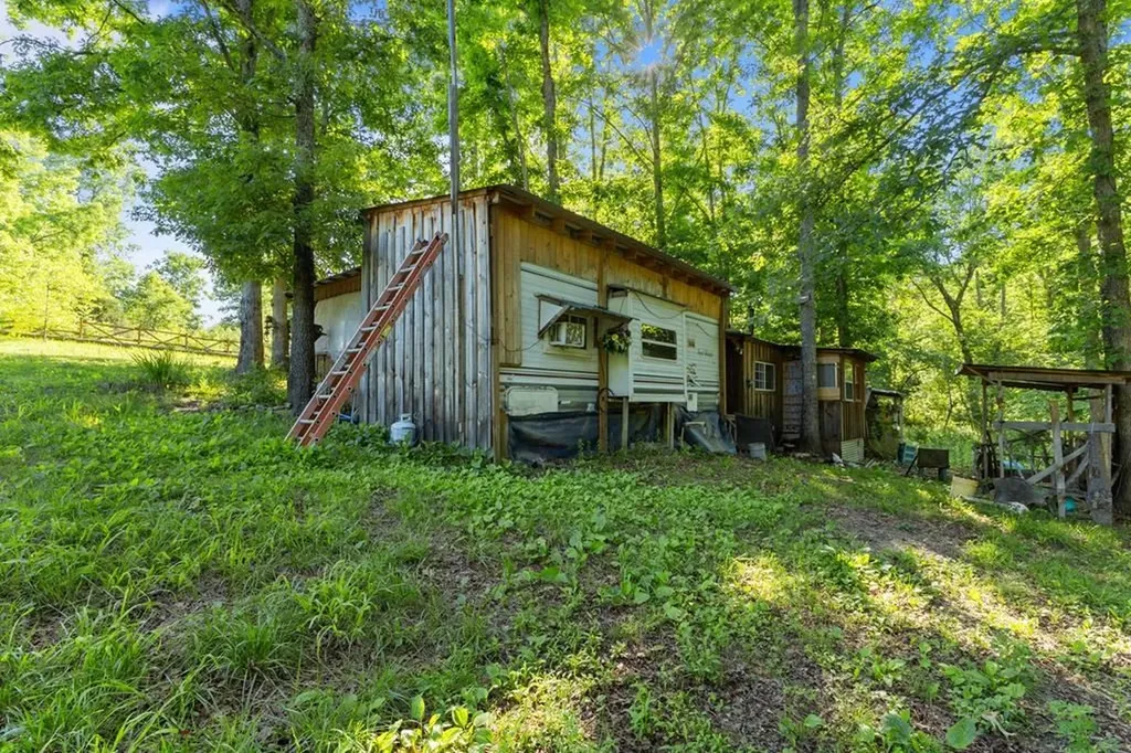 2540 Gatewood Ford Road, N Deer Lodge TN 37726