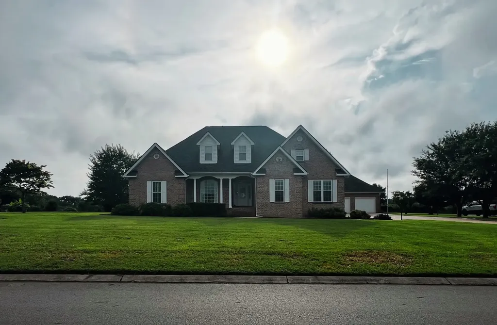 379 Bell Dr, W Winchester TN 37398
