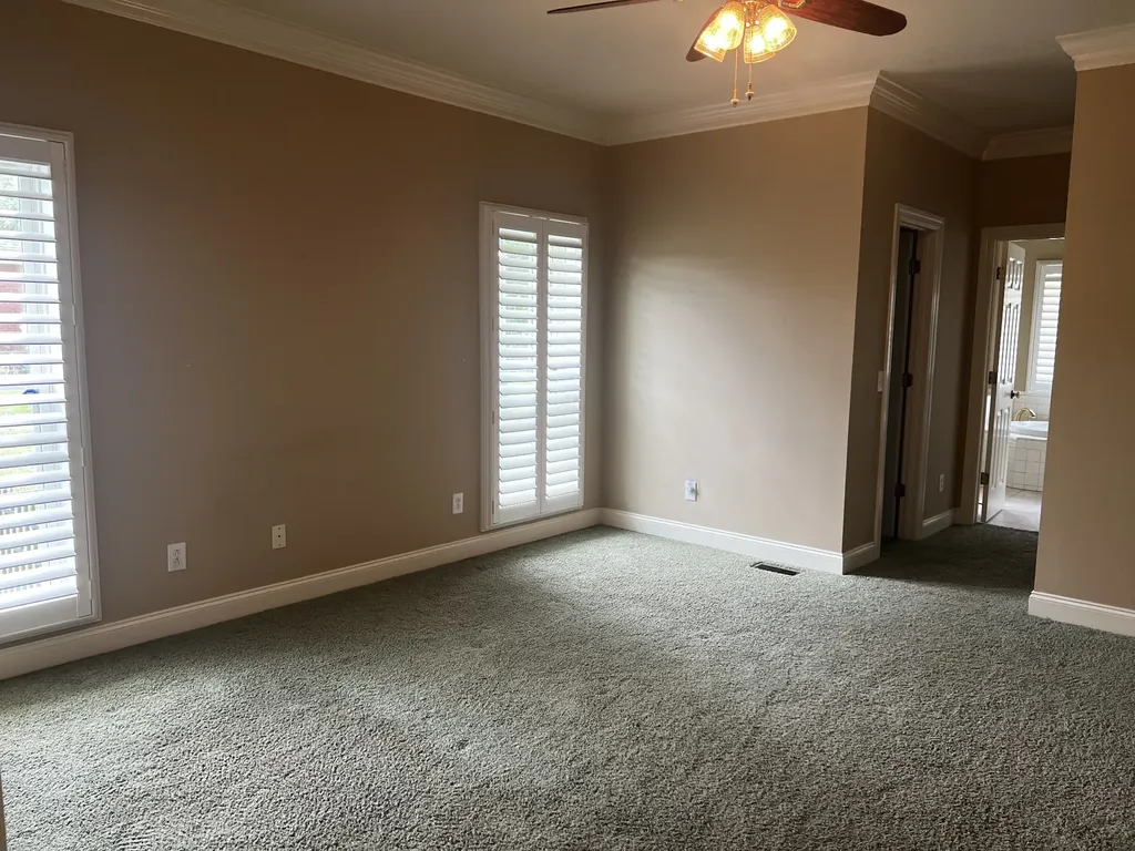 379 Bell Dr, W Winchester TN 37398