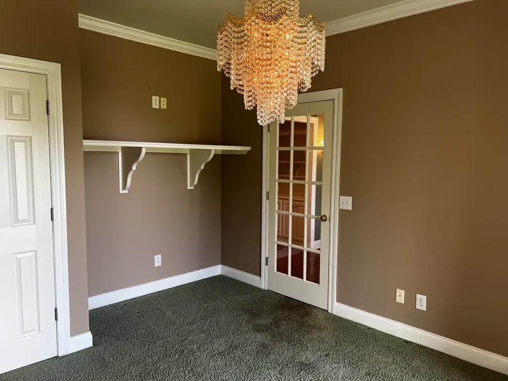 379 Bell Dr, W Winchester TN 37398