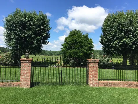 379 Bell Dr, W Winchester TN 37398