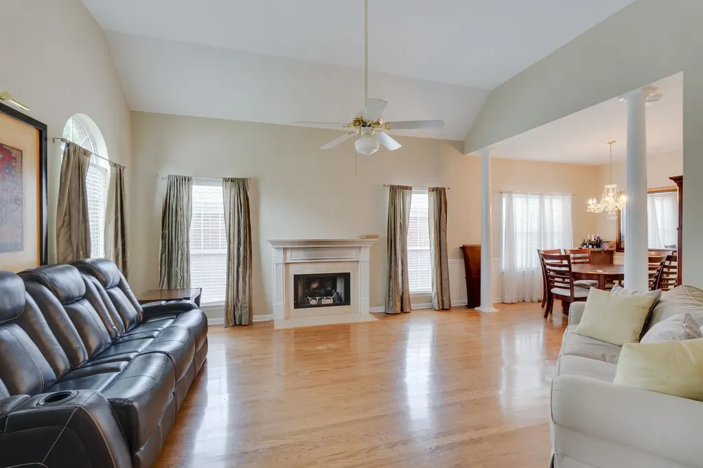 6317 Willow Oak Drive Nashville TN 37221