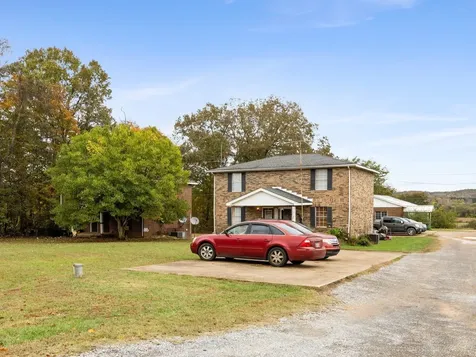 5608 Highway 48, N Dickson TN 37055