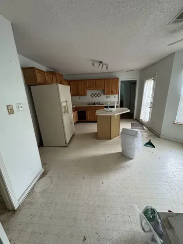 6298 Hayfield Ln, W Memphis TN 38141