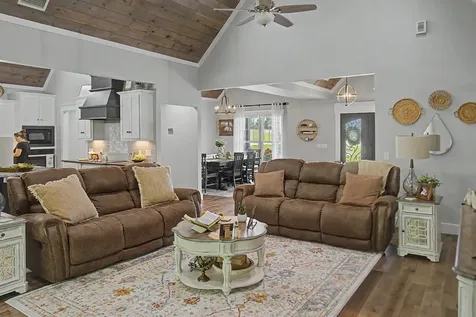 76 Maggie Lena Lane Lafayette TN 37083