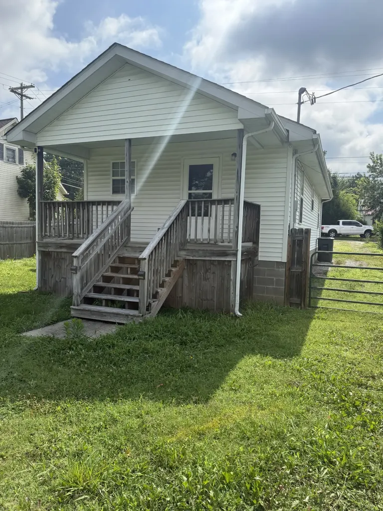 225 Rebel Hill Street Mcminnville TN 37110
