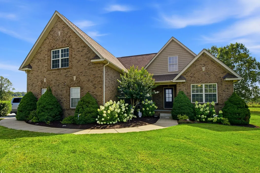 4043 Wilks Road Springfield TN 37172