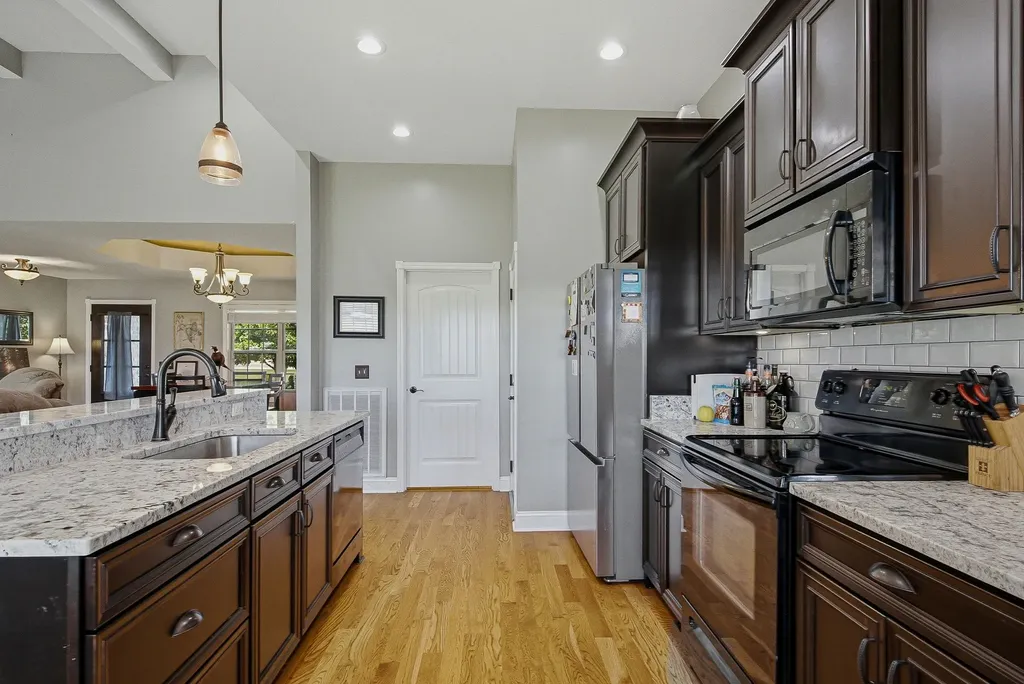 4043 Wilks Road Springfield TN 37172