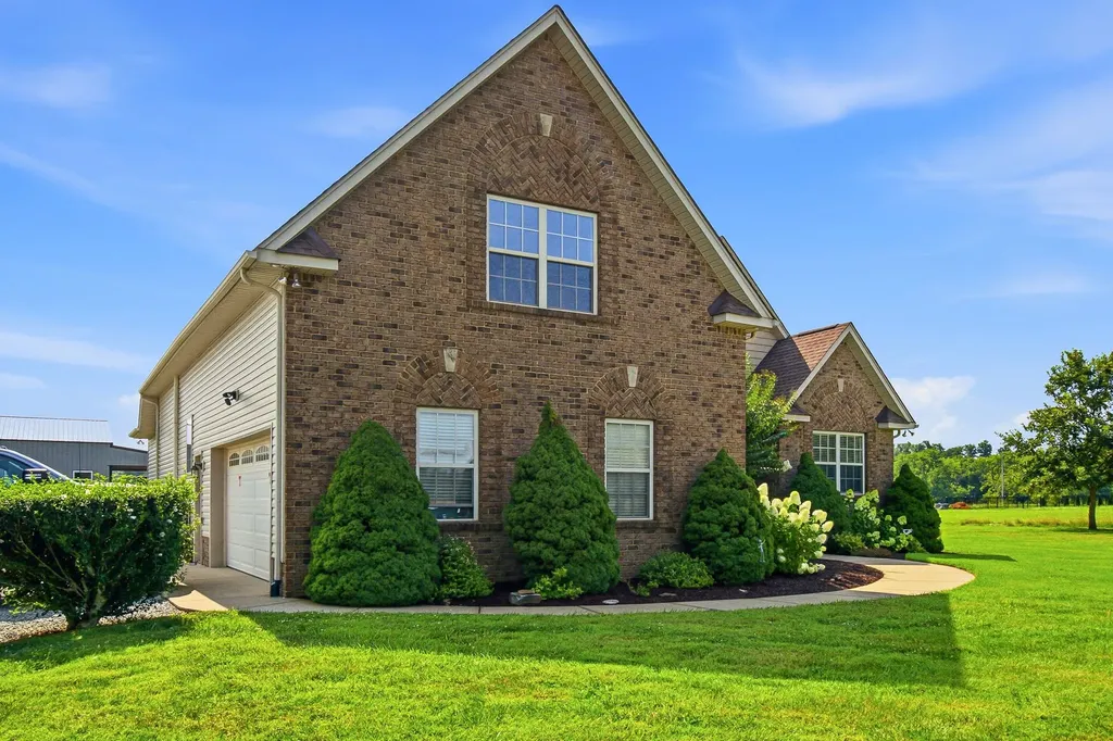 4043 Wilks Road Springfield TN 37172