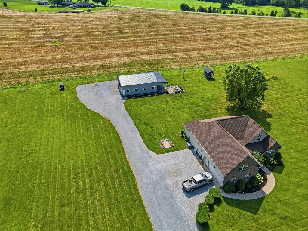 4043 Wilks Road Springfield TN 37172